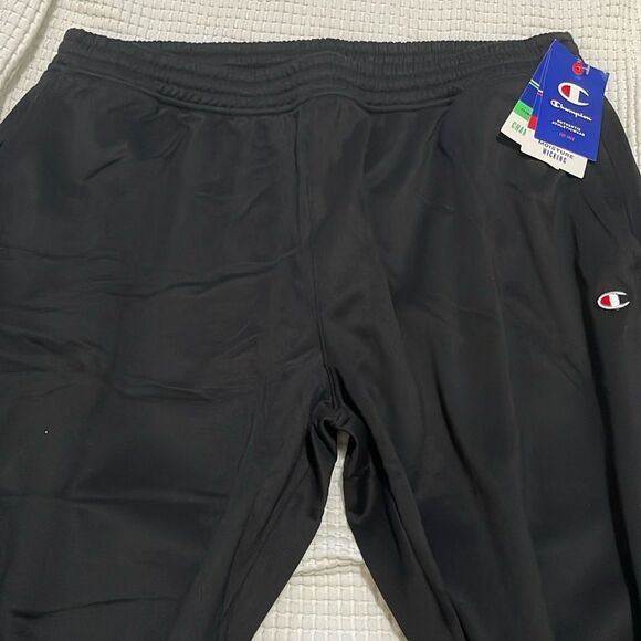 NWT- Champion - men’s 2XL. Game Day Jogger - Picture 4 of 10